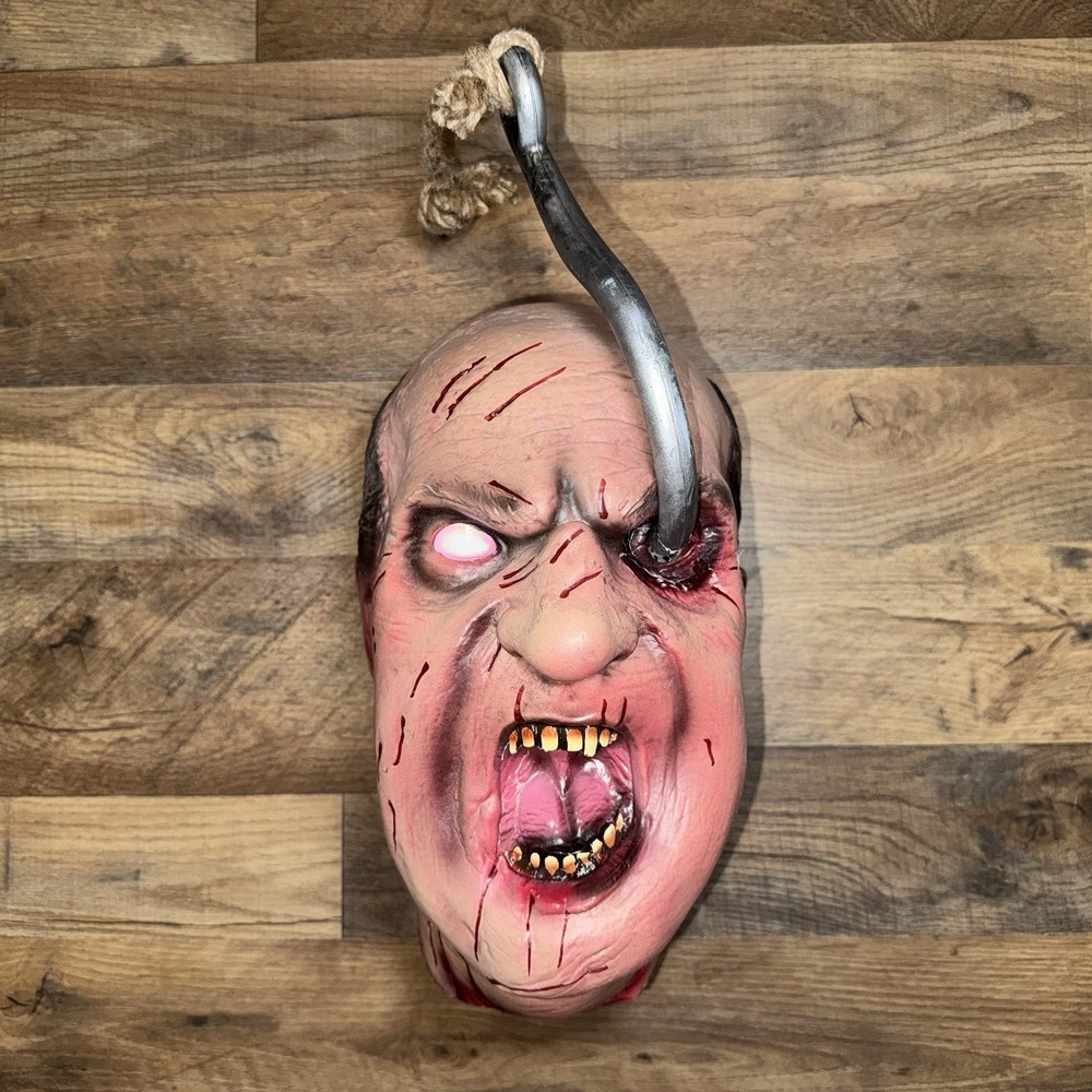 Spirit Halloween Severed Head Prop Unisex OS Multicolor Hooked Zombie Decor